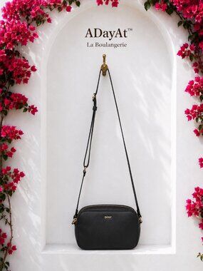 Minimalist Travel DKNY Black Saffiano Camera Crossbody Bag Gold Hardware Modern